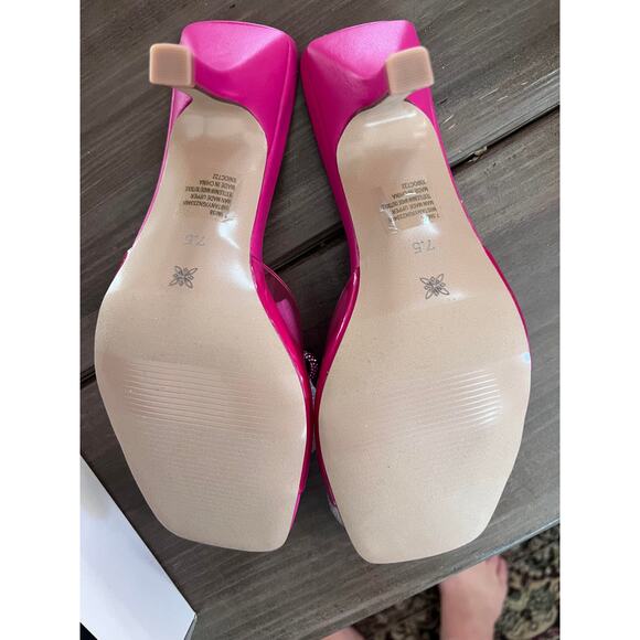 BCBGeneration Mistany Sandal Rhinestone Pink Heel Size 7.5 - Picture 3 of 7